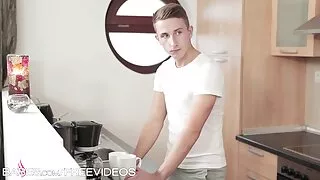 Adolescente é fodida ...